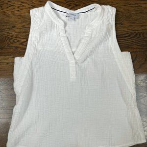 Evereve White Gauze V-Neck Tank - Size S